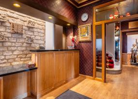 Отель Коллеж де Франс - Прием